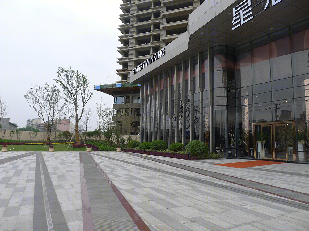 武汉硚口金三角示范区现代自然庭院景观