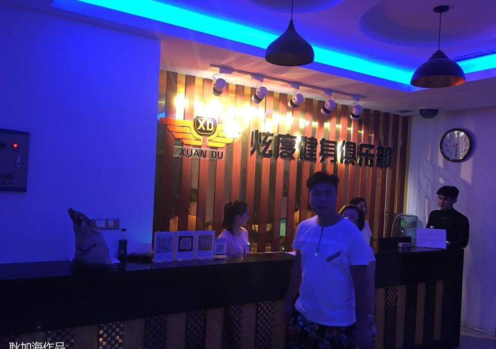 耿加海打造豪华健身游泳瑜伽会所
