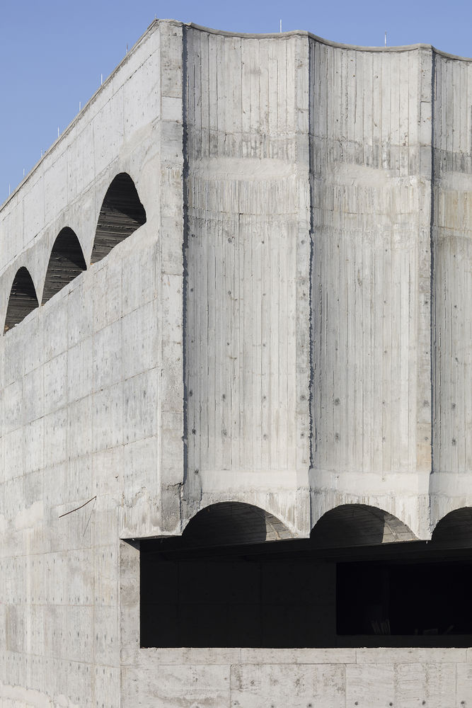 Taizhou Contemporary Art Museum / Atelier Deshaus
