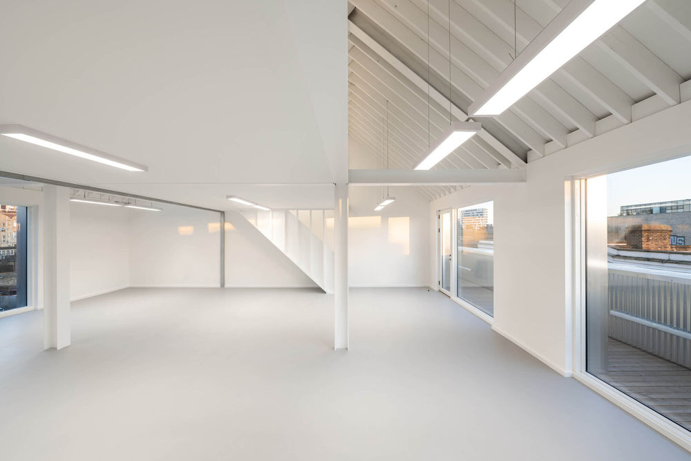 Bradbury Works / [Y/N] Studio