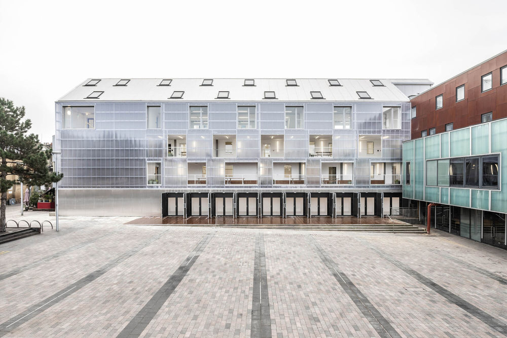 Bradbury Works / [Y/N] Studio