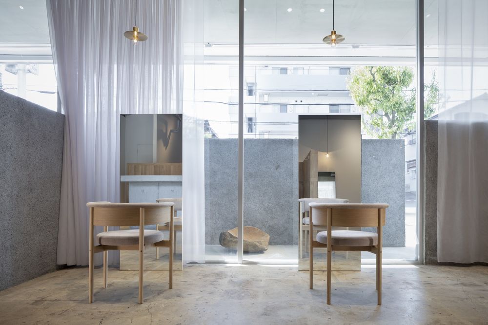 Casetta Salon / SIDES CORE