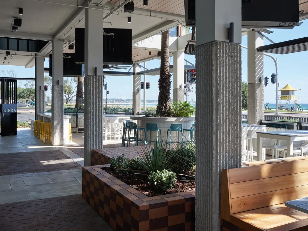 Kirra Beach House & Hotel