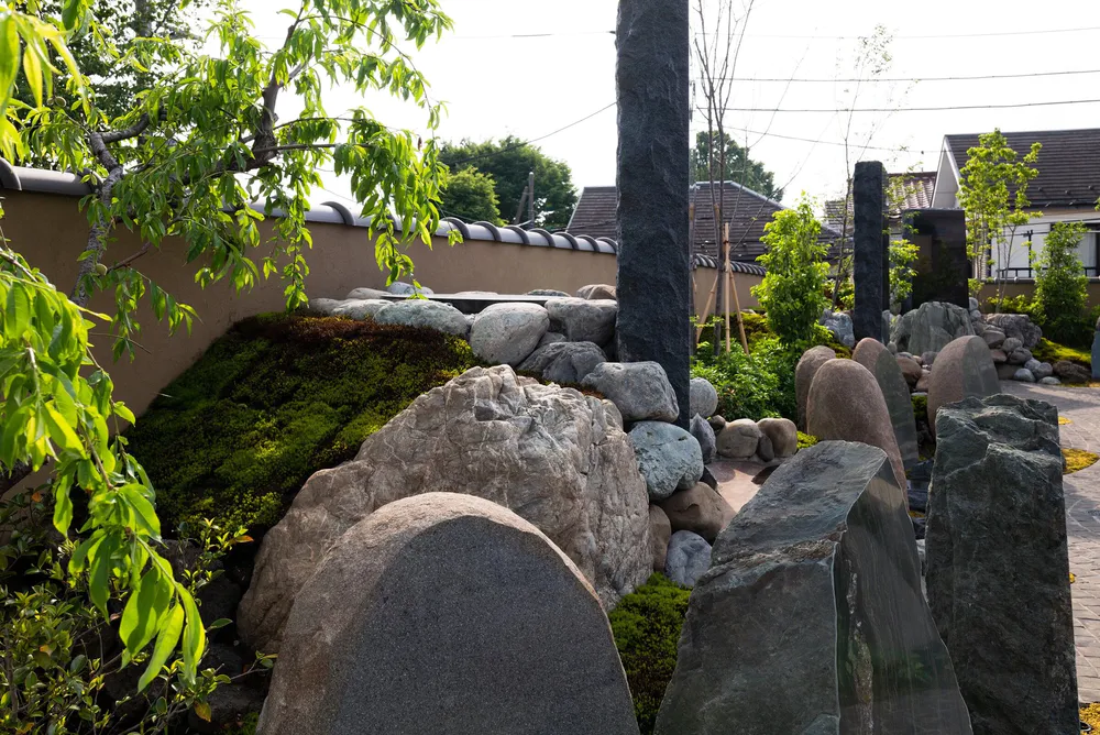 Kezouin Fuchu-shi Cemetery "Yoyo-no-niwa"
