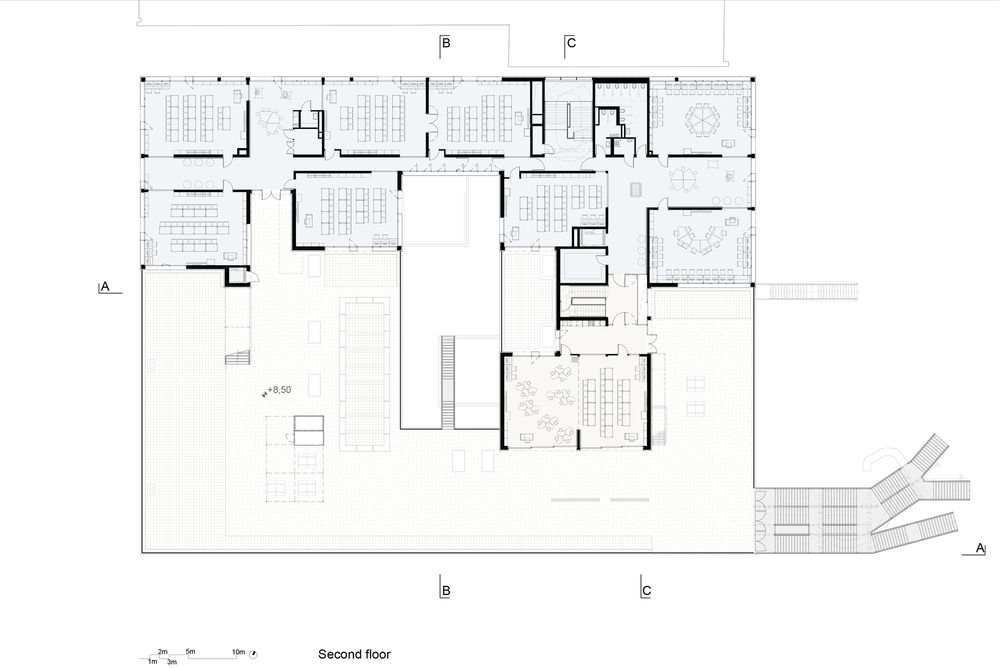 Längenfeldgasse Primary and Vocational School  / PPAG architects