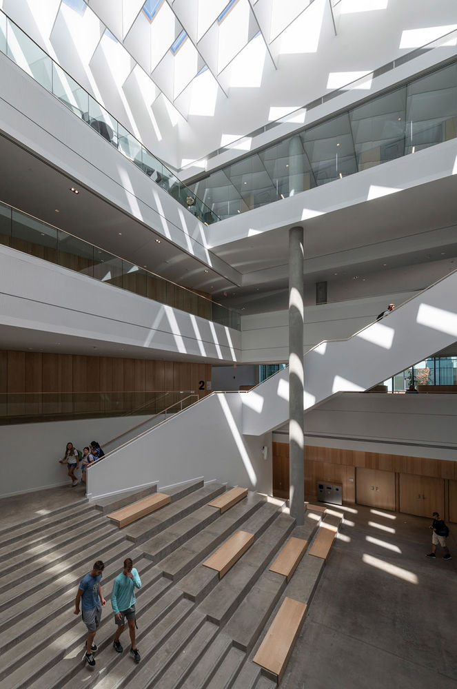 林德纳商学院，美国 / Henning Larsen