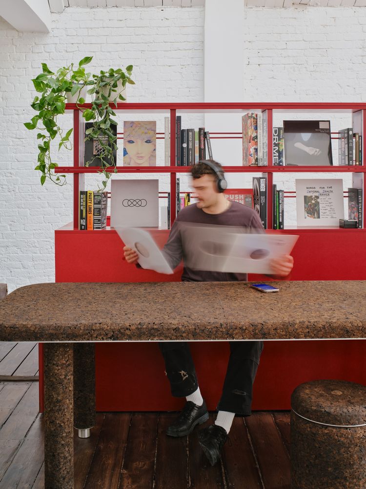 Common Knowledge Studio / THISS Studio