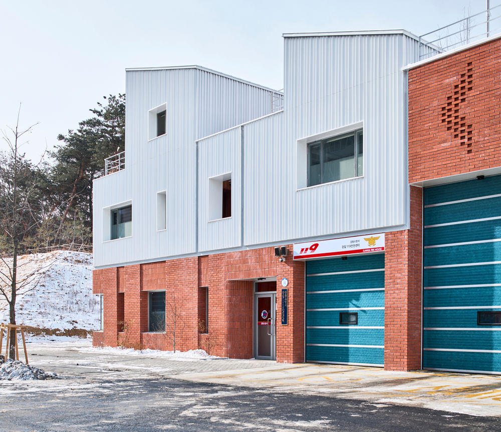 Gangil 119 Fire Station / OA-Lab