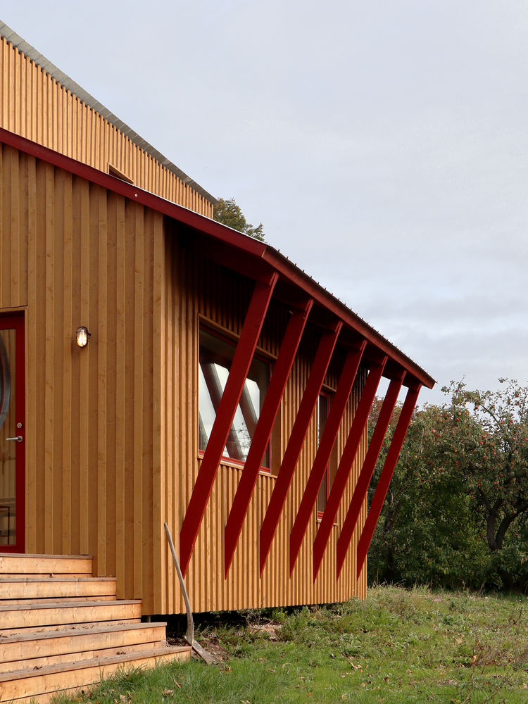 House on the Hill / Arcgency