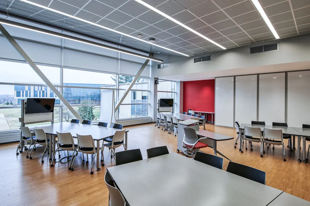 Anheuser-Busch Academic Center