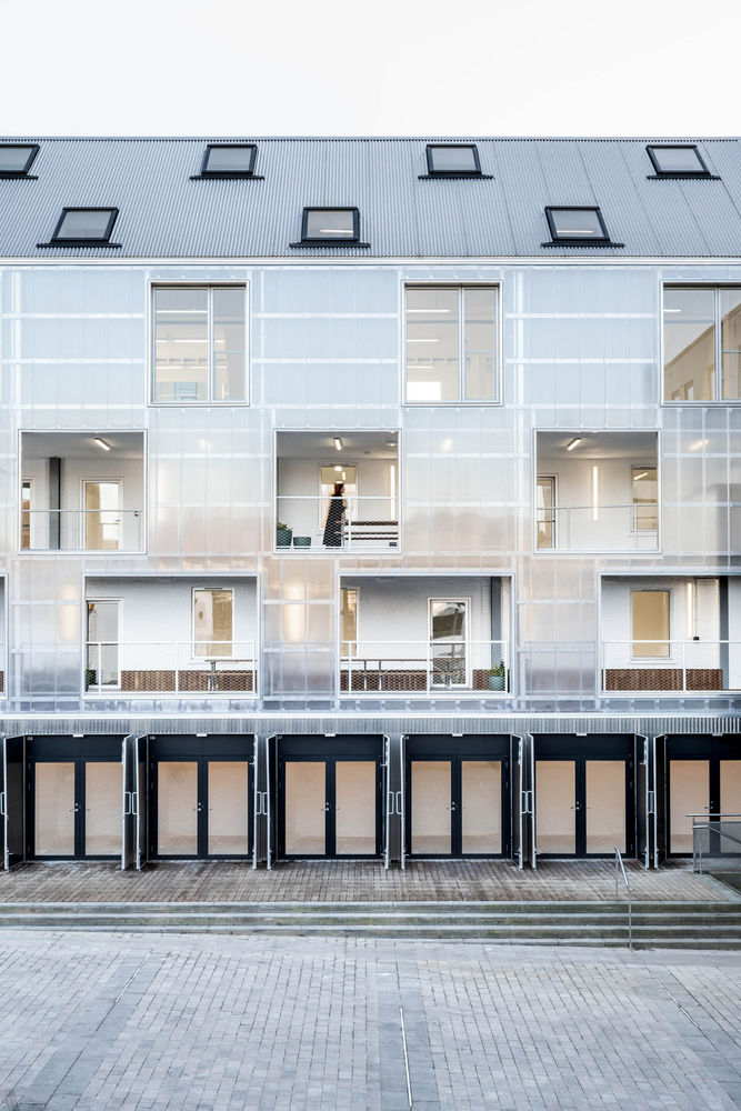 Bradbury Works / [Y/N] Studio