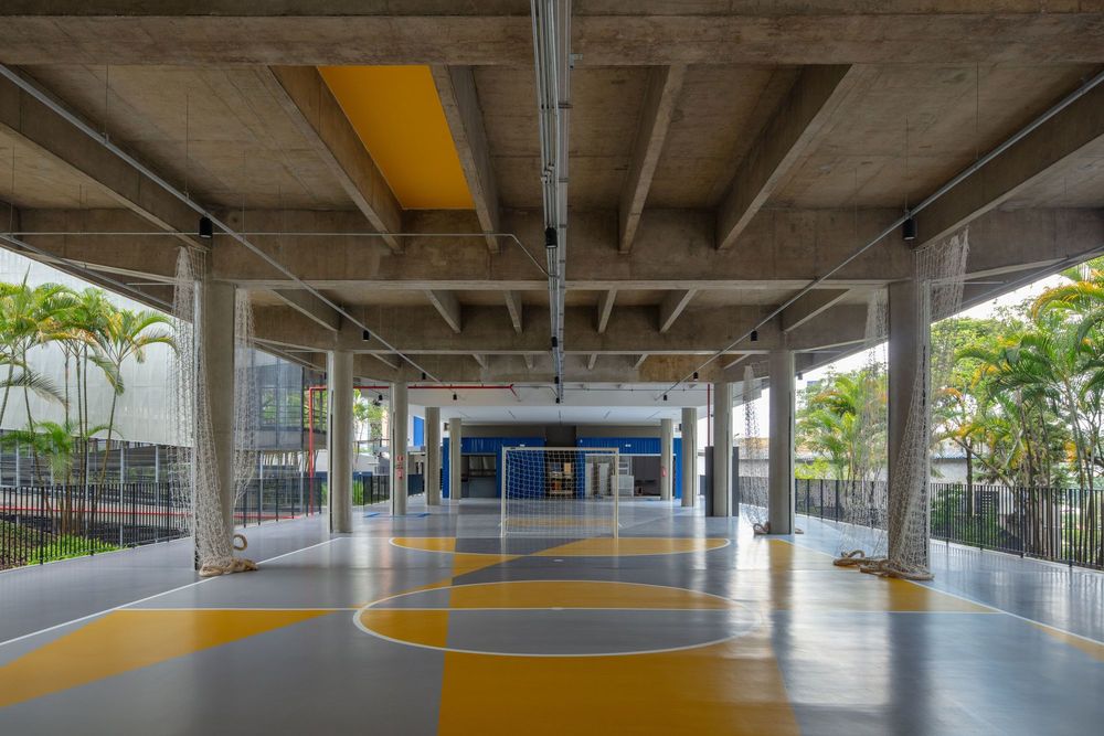 Etapa Vila Mascote School / Biselli Katchborian Arquitetos