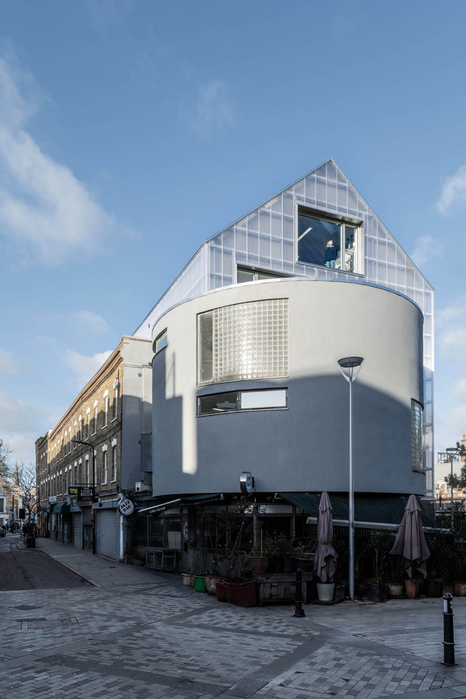 Bradbury Works / [Y/N] Studio