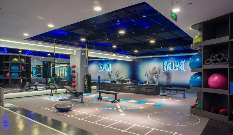 繁华地段中的蓝色魅惑——FITNESS WORLD健身会所设计