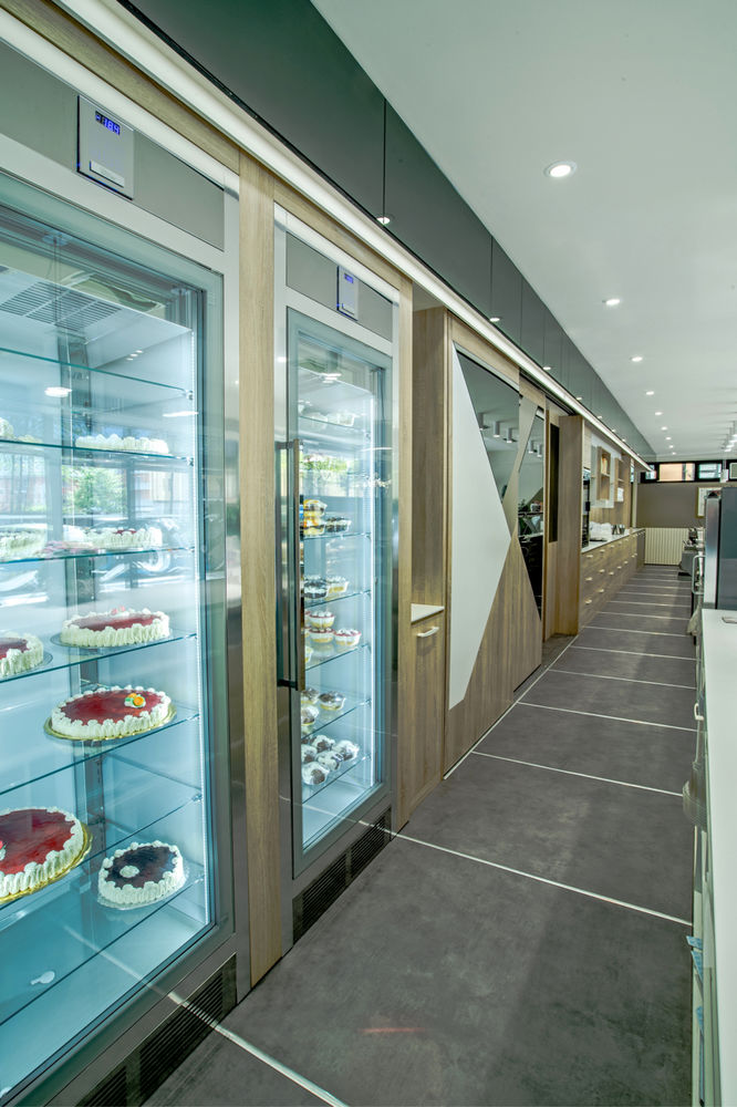 历史悠久的意大利 Gelateria Acquario 室内设计案例解读