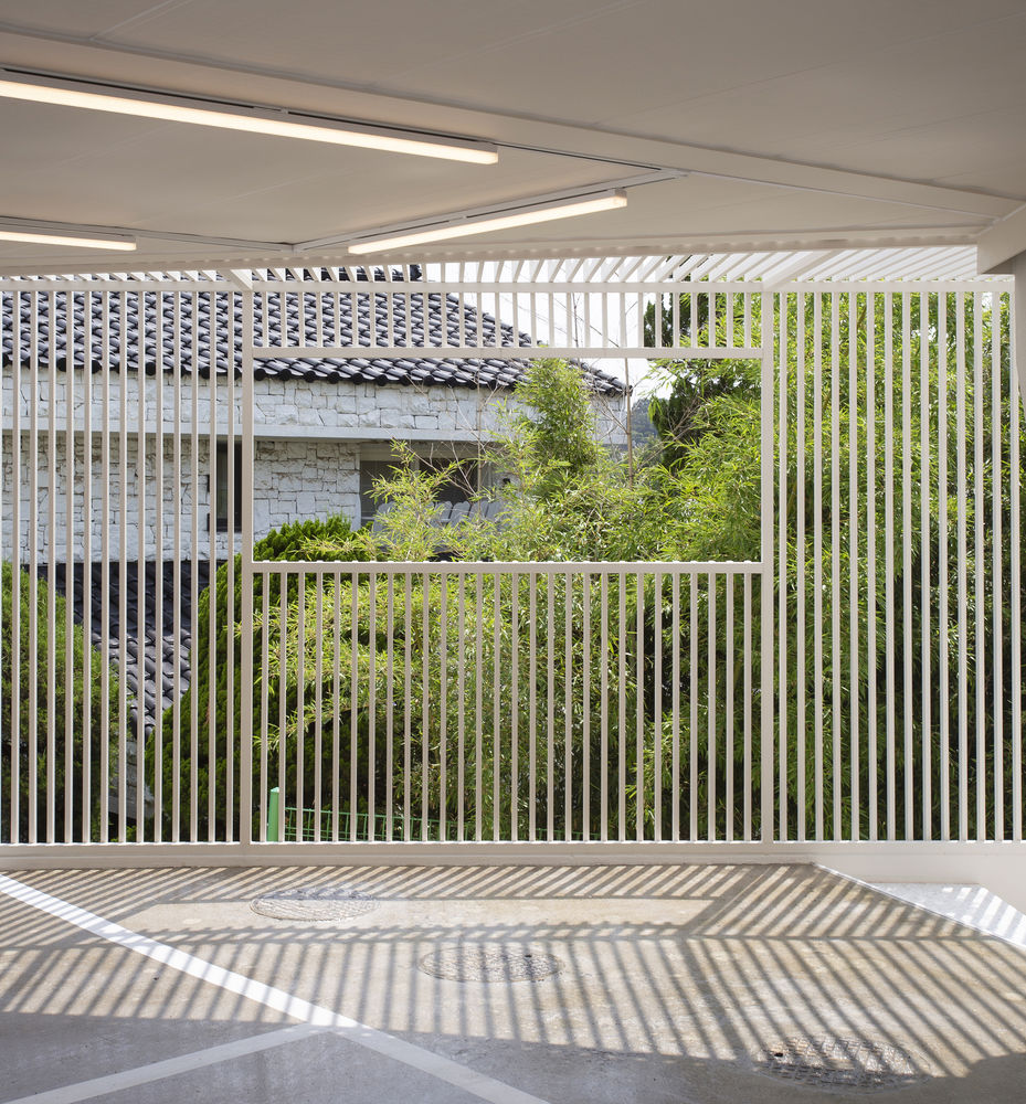 MASS Arts Plastiques Gallery / Form & Function