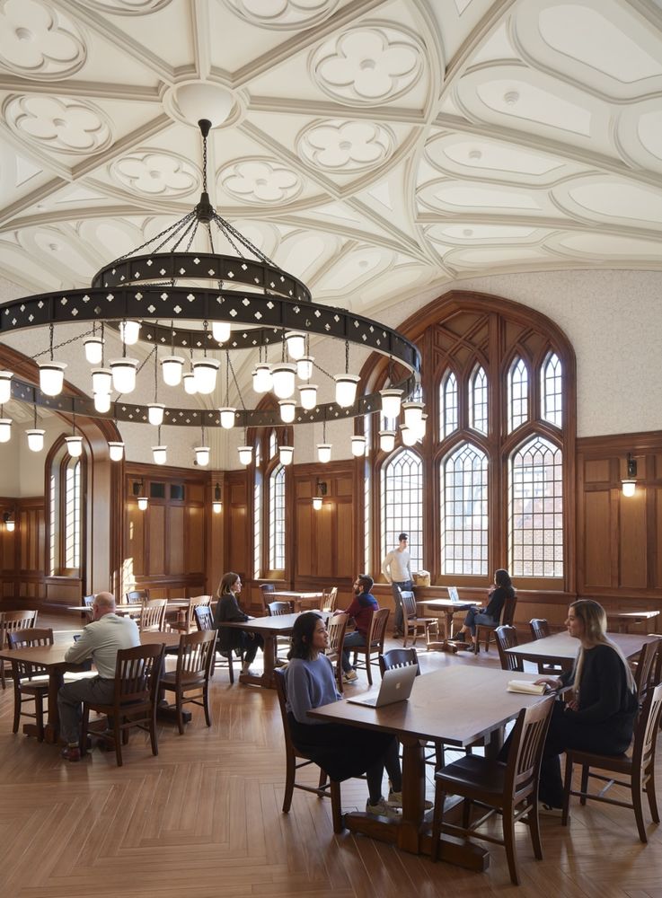 Vanderbilt University 的 Nicholas S. Zeppos College | 现代哥特式建筑魅力