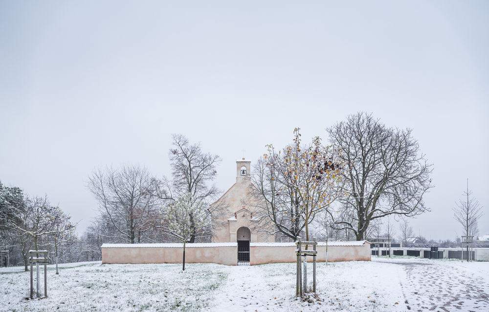 HSC Cemetery / Objektor