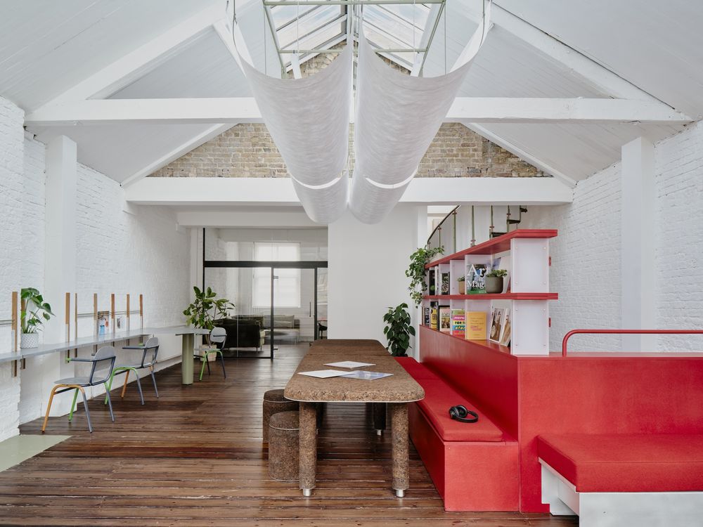 Common Knowledge Studio / THISS Studio