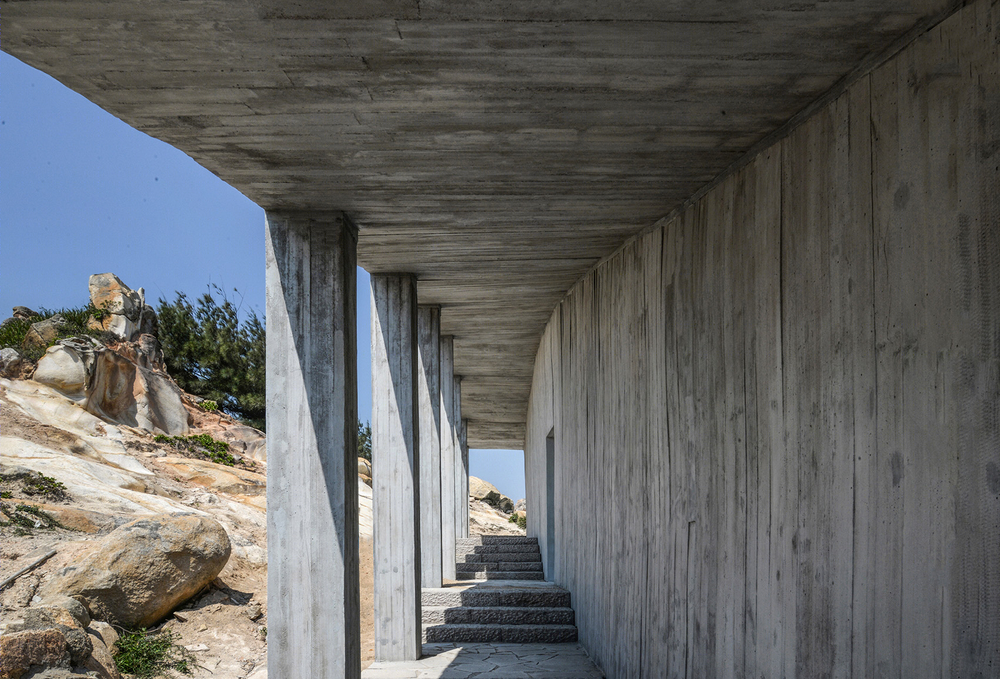 福建漳浦六鳌龙美湾“抽象画廊”三景添翼