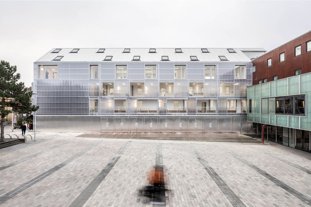 Bradbury Works / [Y/N] Studio