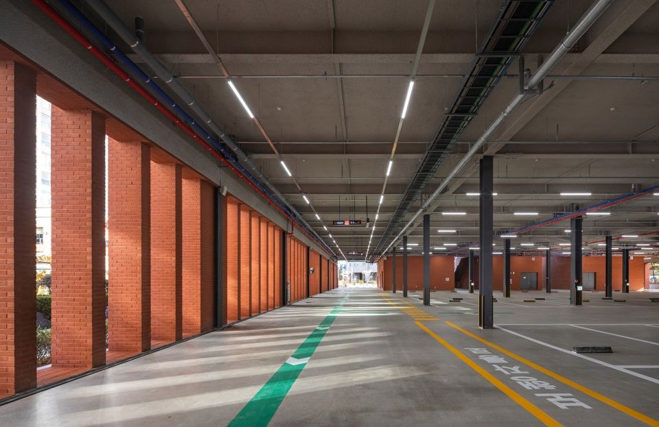 Millac 滨海市场，釜山 / LJL Architects + 2K1 Architecture，城市化与海景的完美融合