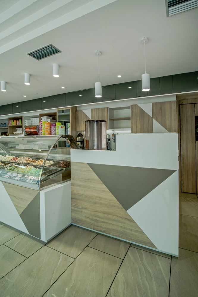 历史悠久的意大利 Gelateria Acquario 室内设计案例解读