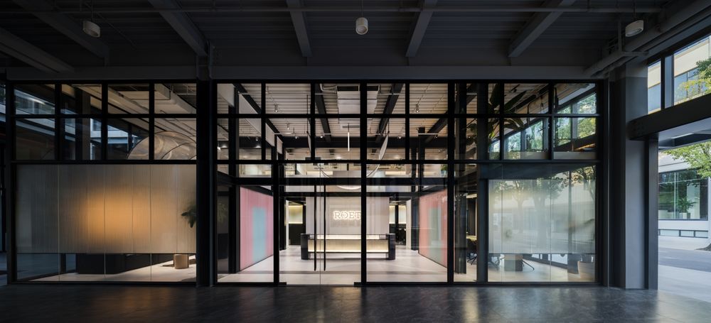 RIDET office by RooMoo Design Studio
