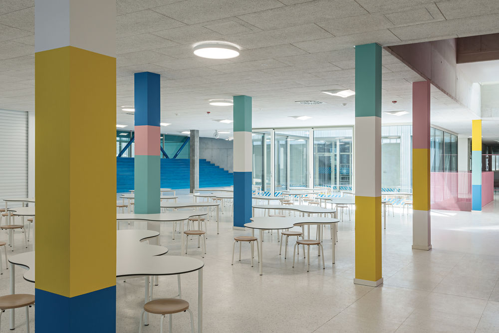 Längenfeldgasse Primary and Vocational School  / PPAG architects
