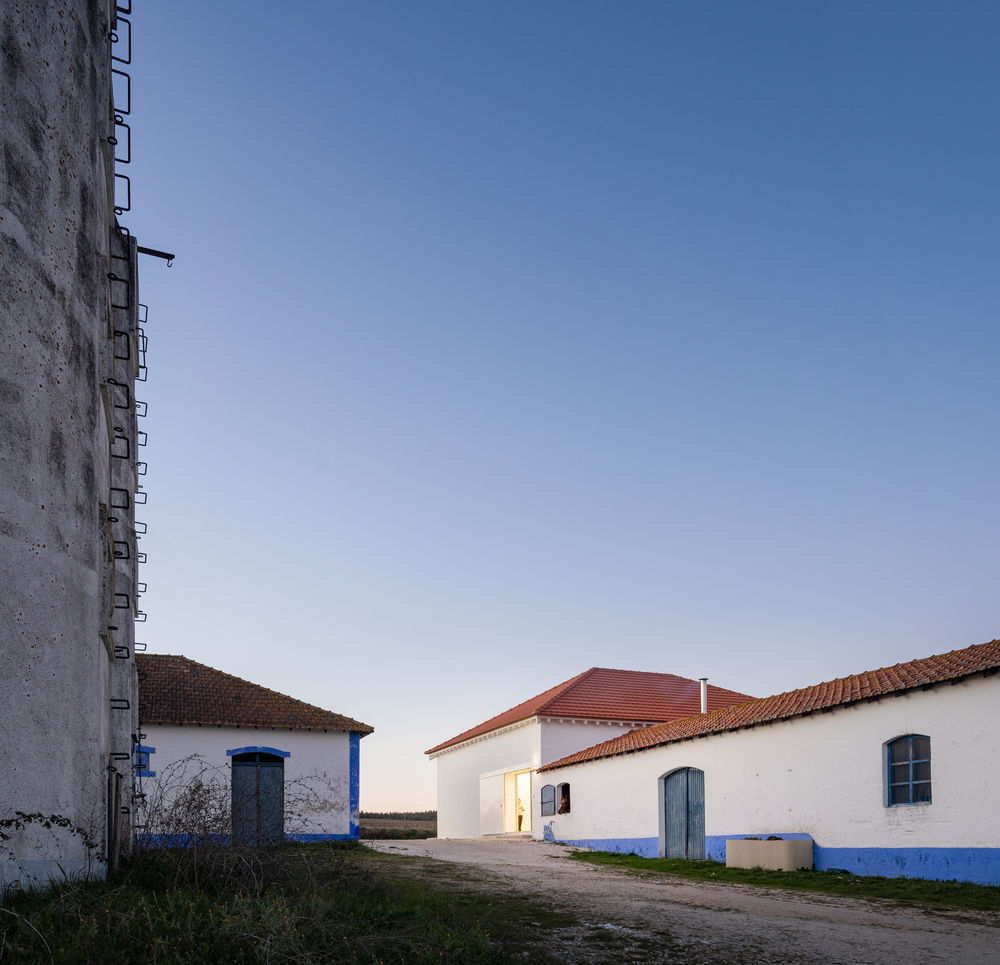 Landscape Observatory of Charneca / Joao Morais