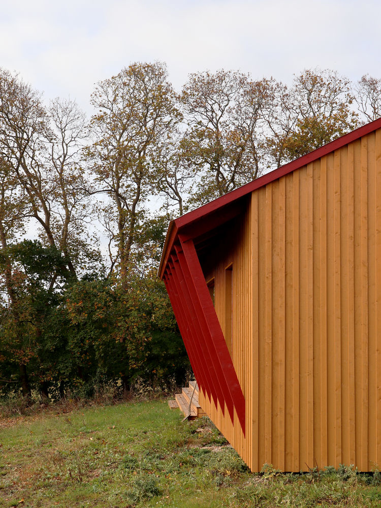 House on the Hill / Arcgency