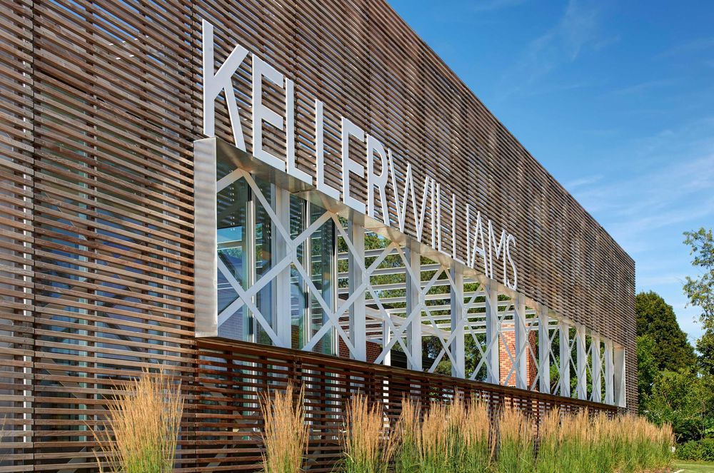 Keller Williams Realty 生机勃勃的商业空间