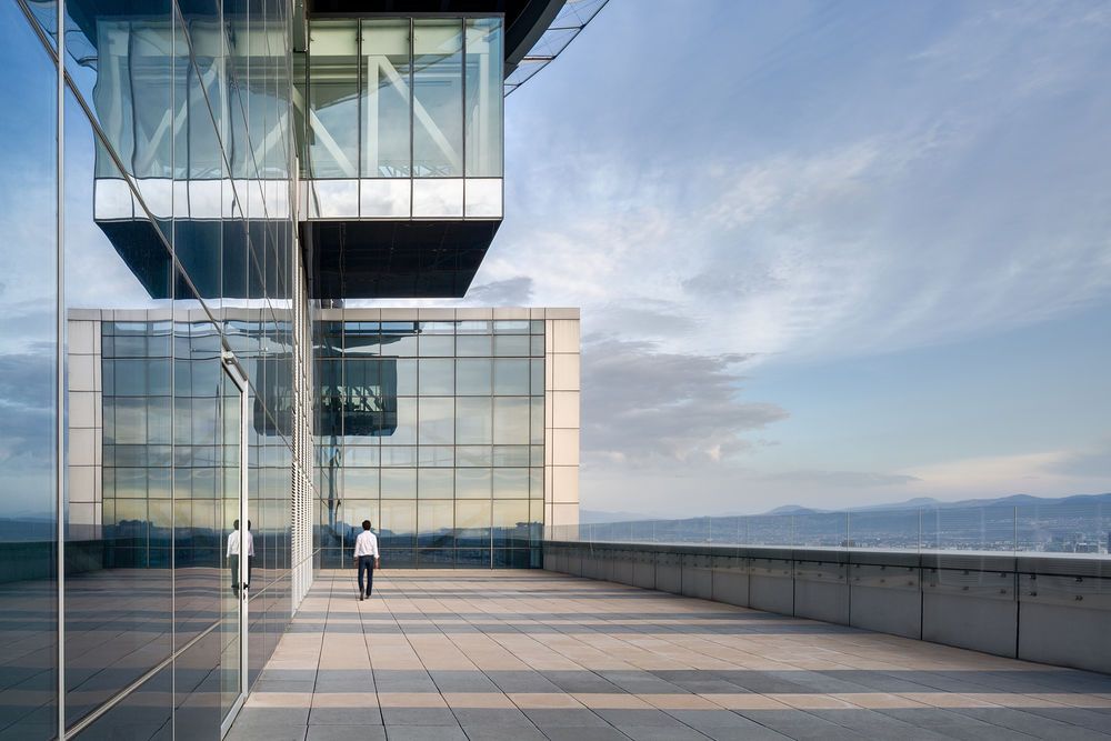 Helipad / André-Jacques Bodin, Héctor Coss Arquitectos, Tomas Janka, Undecorated