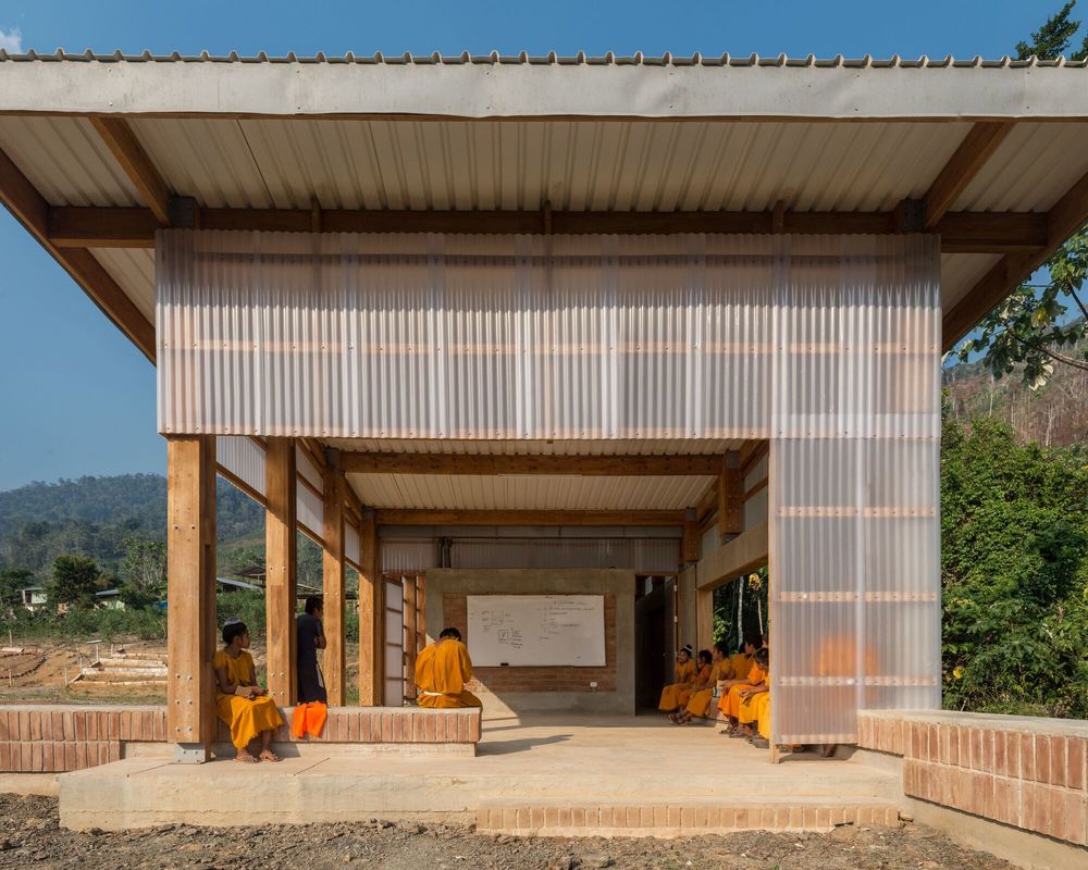 Technology and Environment Laboratory Mencoriari  / Semillas