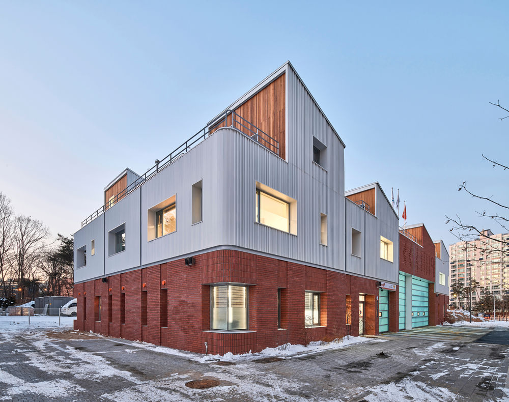 Gangil 119 Fire Station / OA-Lab