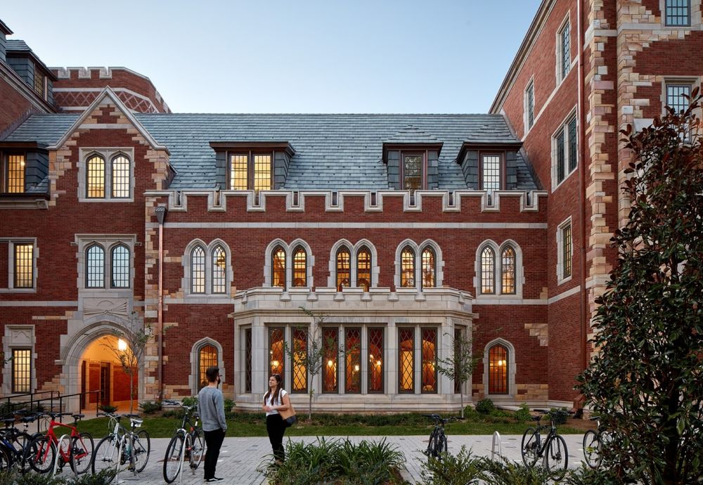 Vanderbilt University 的 Nicholas S. Zeppos College | 现代哥特式建筑魅力