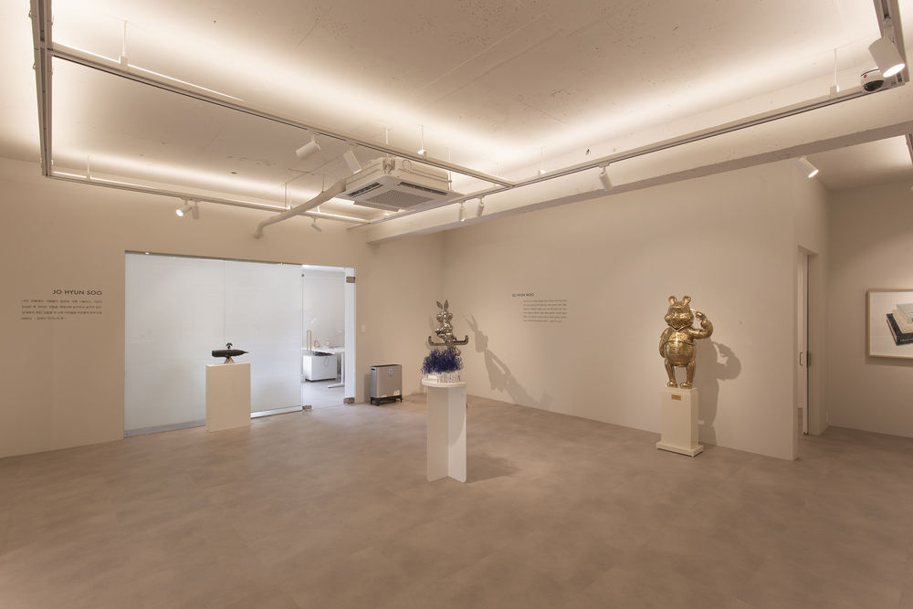 MASS Arts Plastiques Gallery / Form & Function