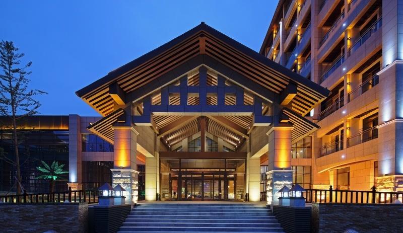 秦岭山脉中的五星级度假胜地——麓苑国际大酒店