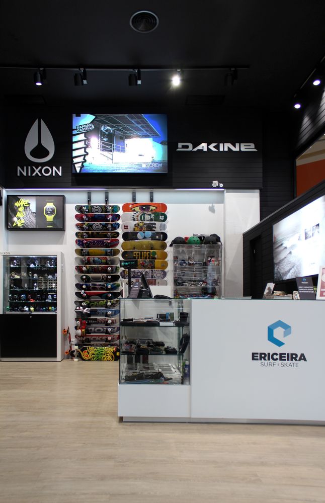 2014 年完成的 ERICEIRA SURF & SKATE 店铺室内设计