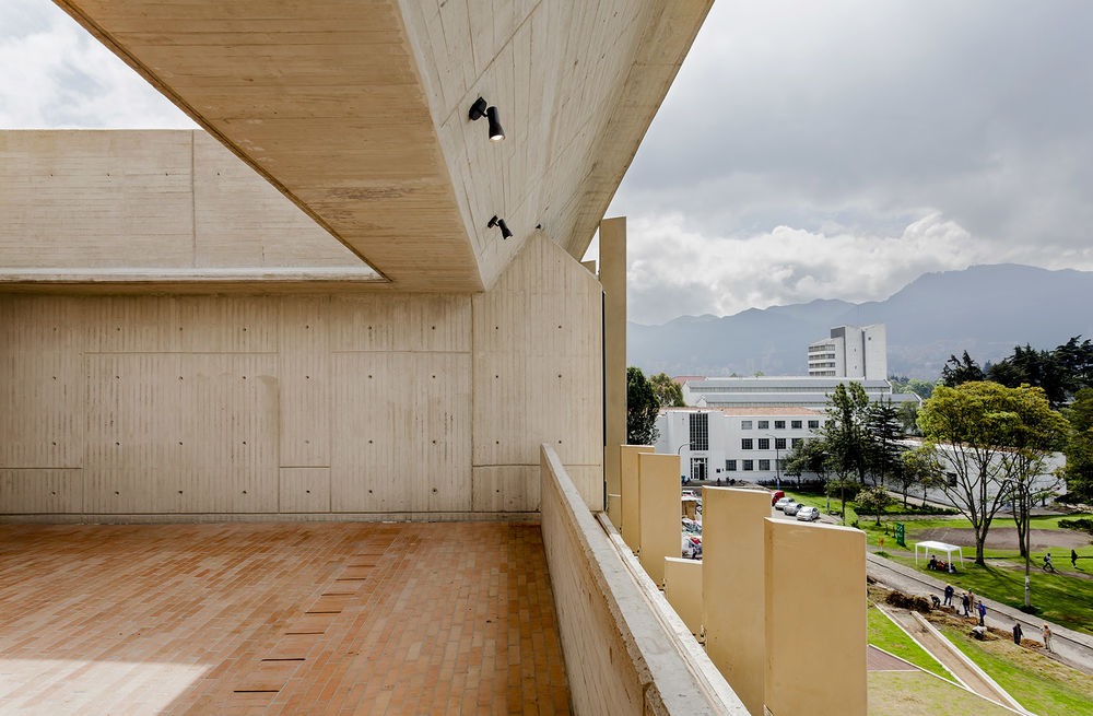 哥伦比亚国立大学护理学院大楼 / Leonardo Álvarez Yepes