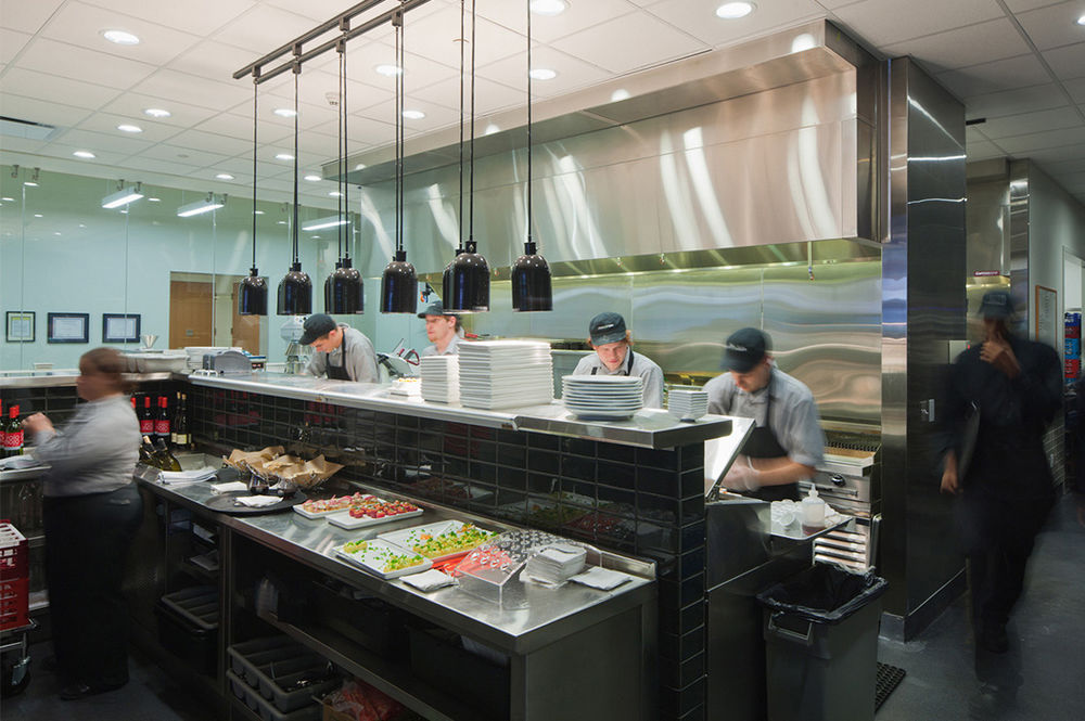 双面魅力 | Cuyahoga 社区学院酒店管理中心与 Pura Vida 餐厅