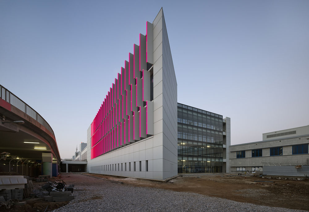 South Wing Expansion - Athens International Airport  / Alexandros N. Tombazis and Associates | AVW Architecture