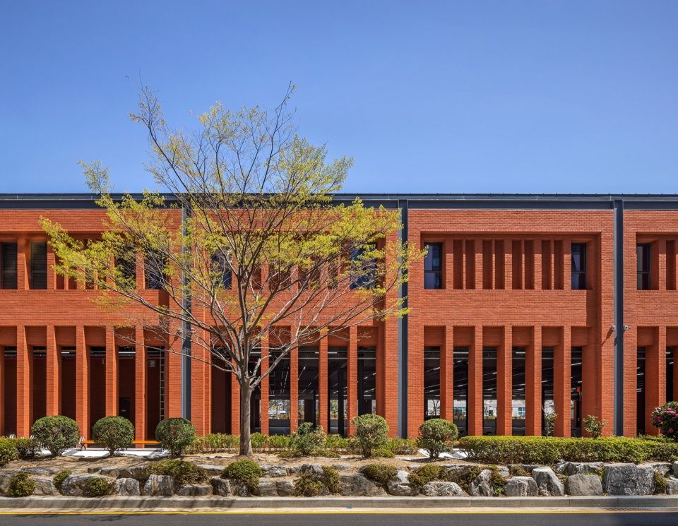 Millac 滨海市场，釜山 / LJL Architects + 2K1 Architecture，城市化与海景的完美融合
