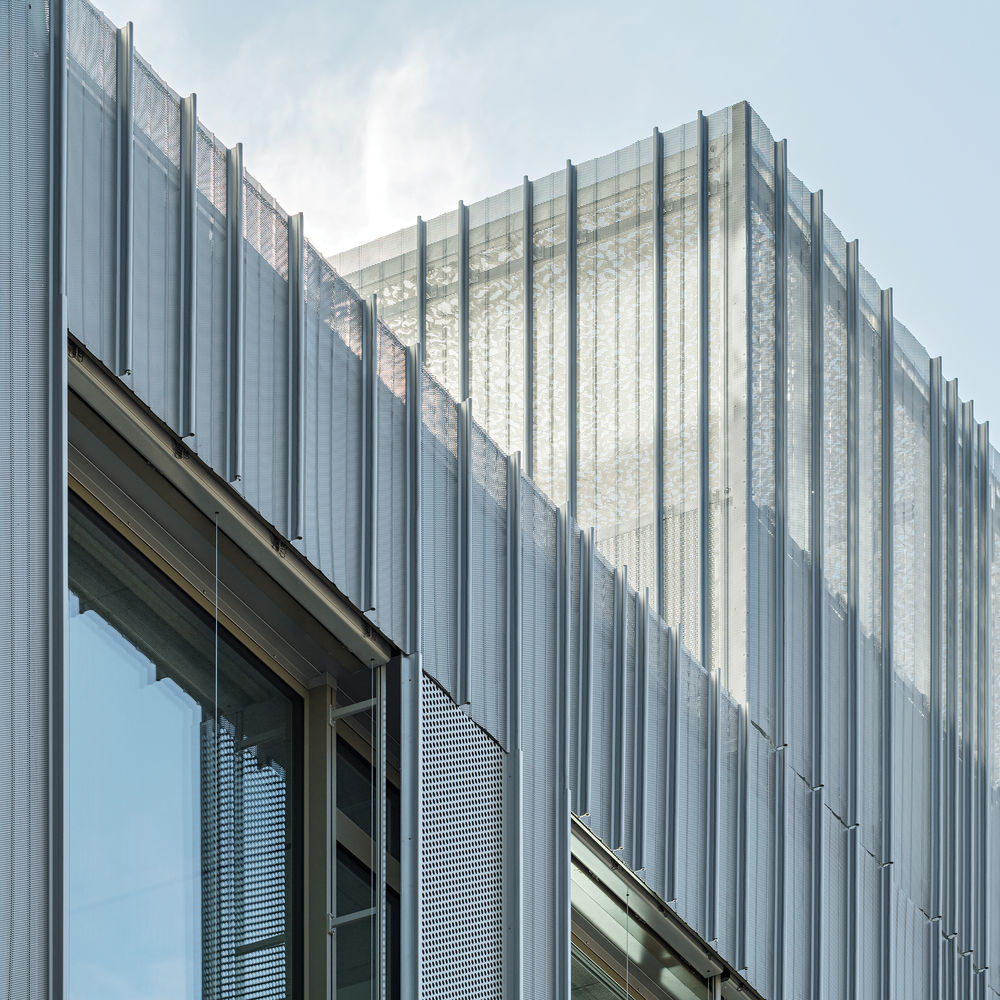 Längenfeldgasse Primary and Vocational School  / PPAG architects