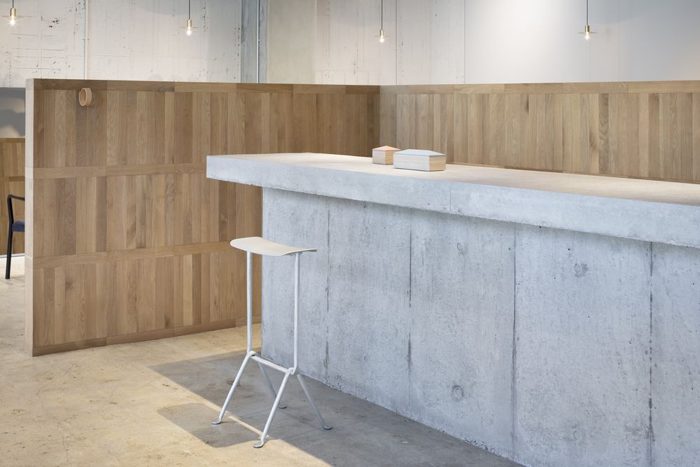 Casetta Salon / SIDES CORE