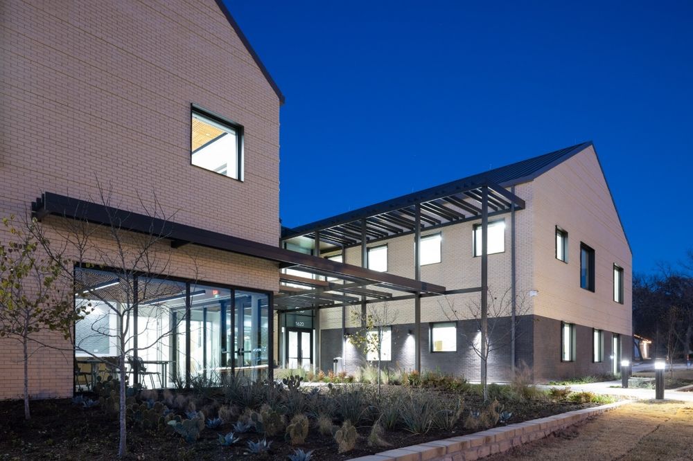 Family Health Center on Virginia / MASS Design Group