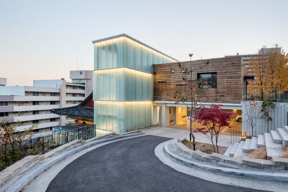 Yeodamjae Library / Emer-sys