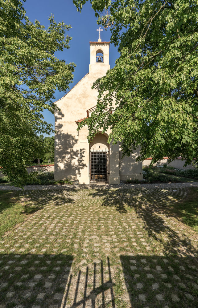HSC Cemetery / Objektor
