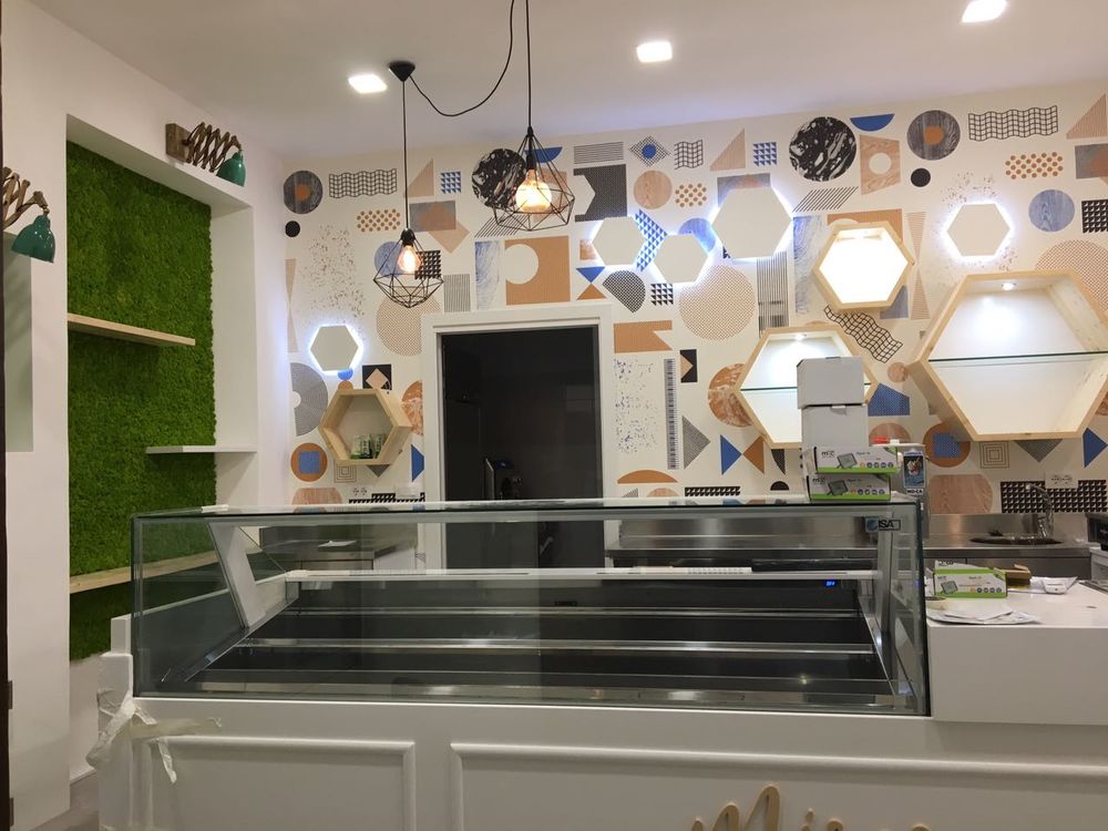 2017 年完成的 Micro Gelateria 冰淇淋店设计