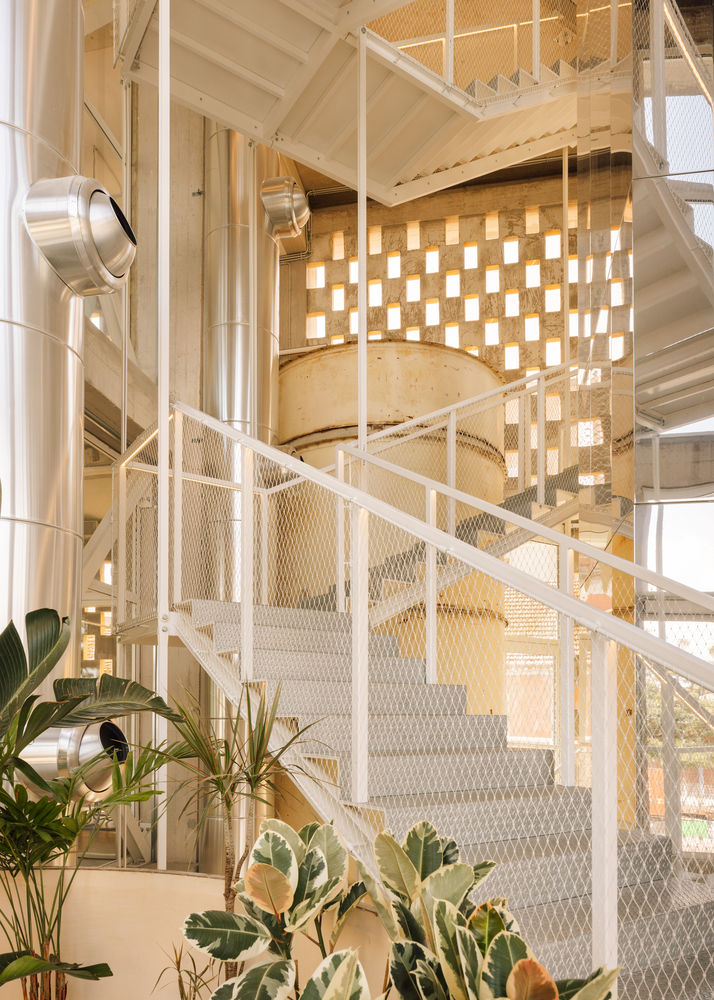 Factory Lisbon / Julian Breinersdorfer Architekten + José Baganha + Angela Maurice